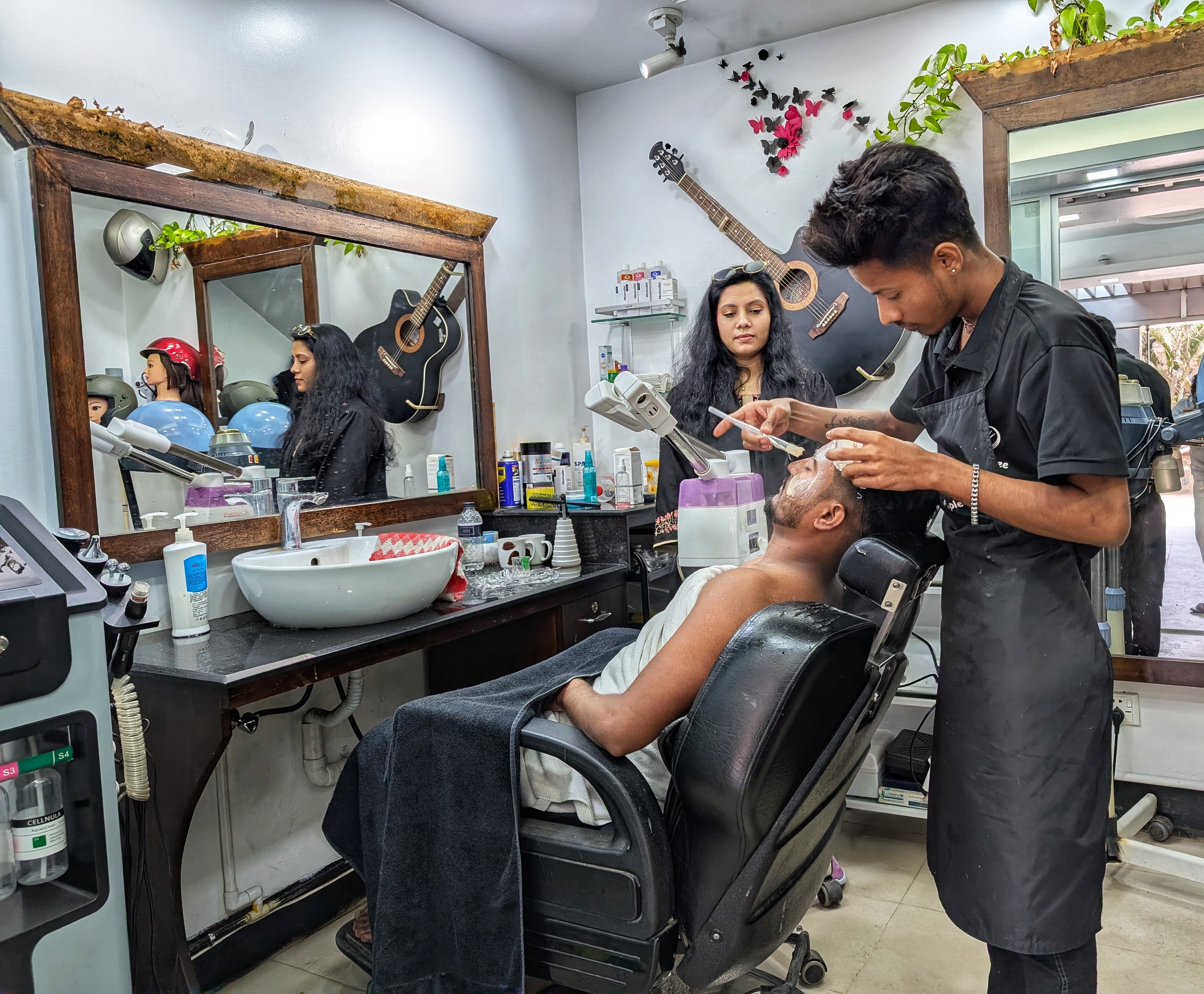Friendly Service - Perfect Style